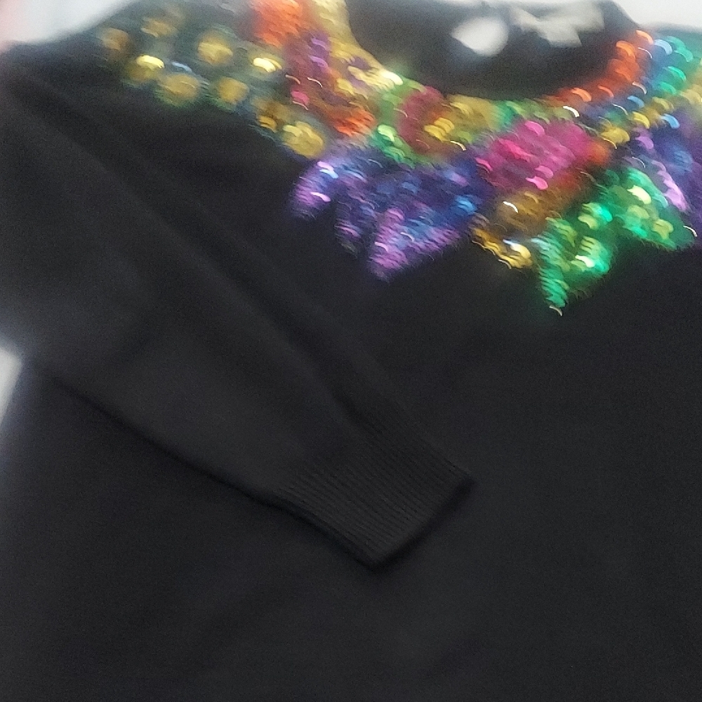 6 For $10 Black Vintage Sweater with Multicolor Sequin Embellishment - Picture 11 of 13